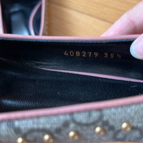 Authentic Gucci shoes - Picture 6 of 7